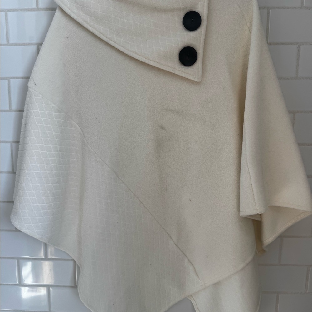 Moda Cream Fleece Poncho